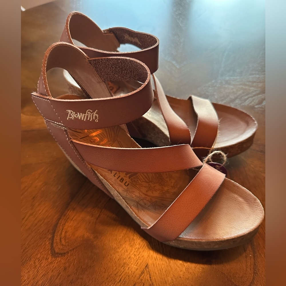 Blowfish wedges size 10, brand new no tags or box.
